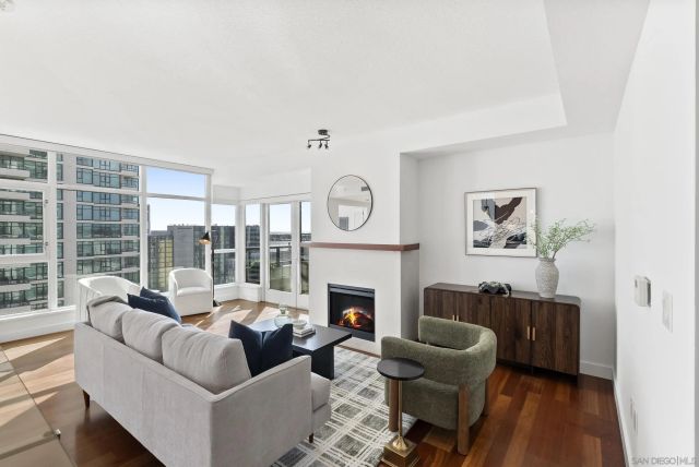 1205 Pacific Hwy 2106, San Diego, CA 92101