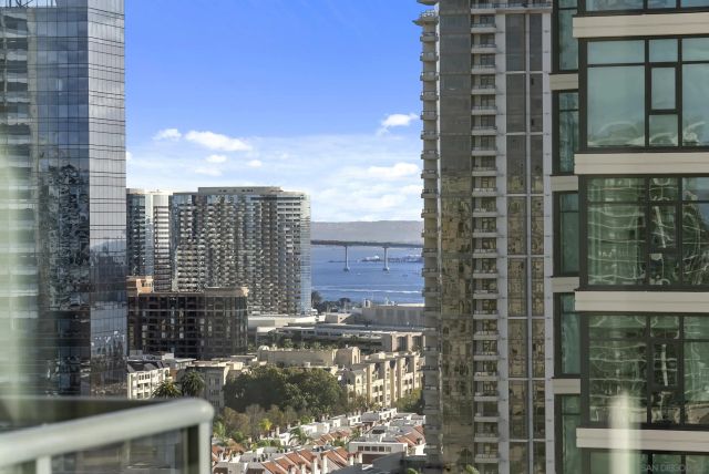 1205 Pacific Hwy 2106, San Diego, CA 92101