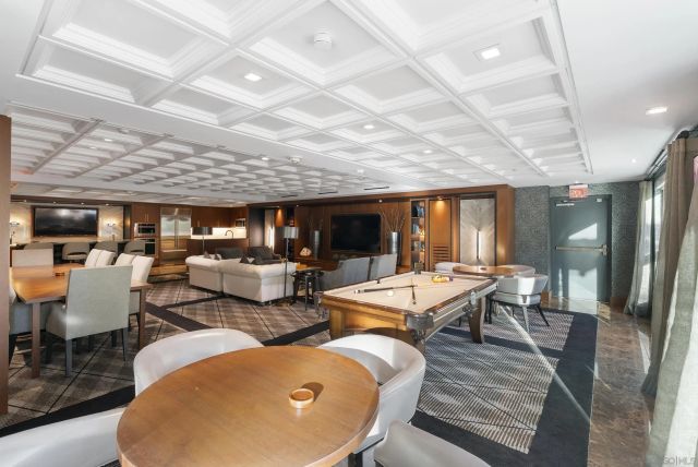 1205 Pacific Hwy 2106, San Diego, CA 92101