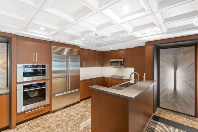 1205 Pacific Hwy 2106, San Diego, CA 92101