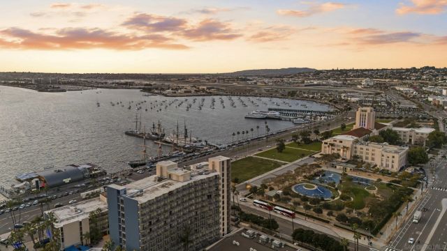 1205 Pacific Hwy 2106, San Diego, CA 92101