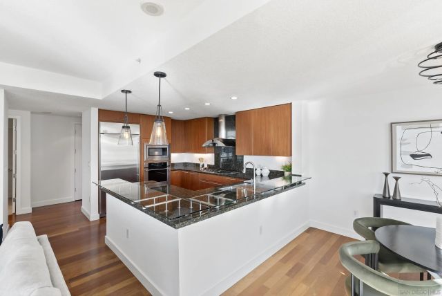 1205 Pacific Hwy 2106, San Diego, CA 92101