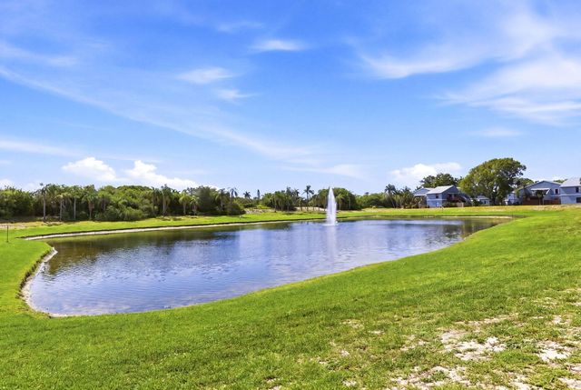 30 Crossings Circle G, Boynton Beach, FL 33435