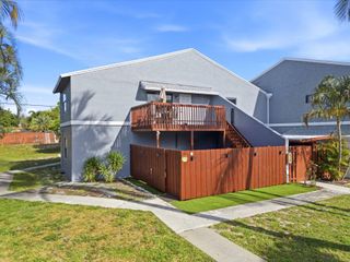 30 Crossings Circle G, Boynton Beach, FL 33435