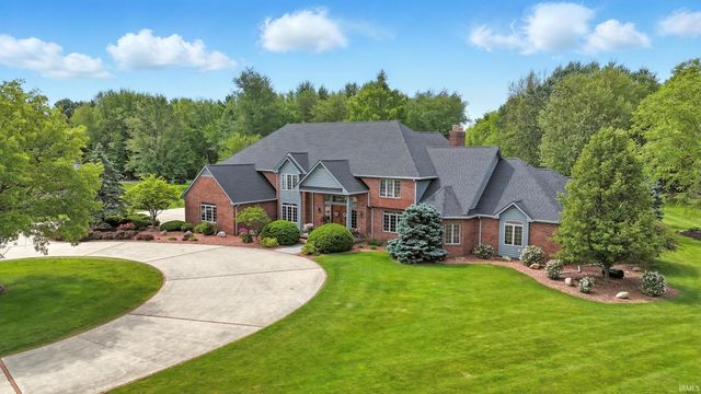 2341 S Paxton Drive, Warsaw, IN 46580