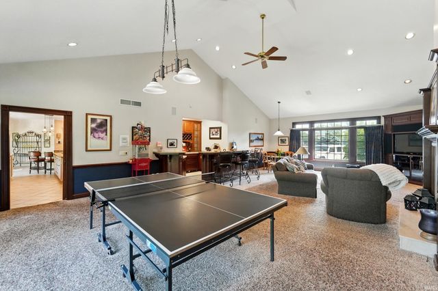 2341 S Paxton Drive, Warsaw, IN 46580