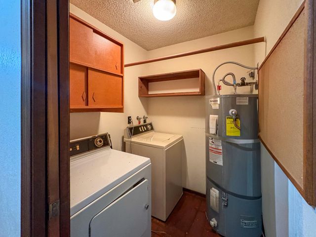 359 Wells Drive, Cave Junction, OR 97523