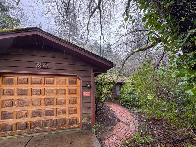 359 Wells Drive, Cave Junction, OR 97523