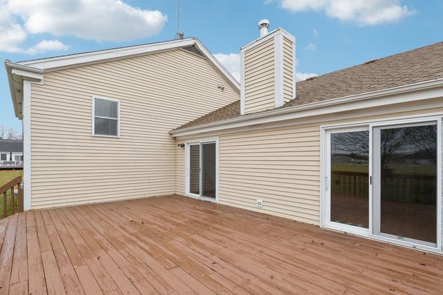 915 Beaver Pond Drive, Marengo, IL 60152