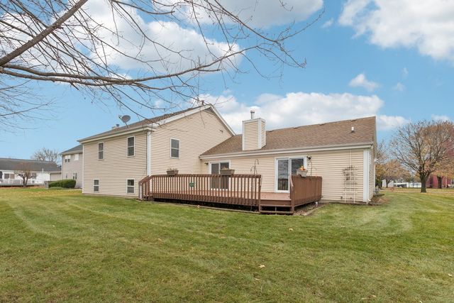 915 Beaver Pond Drive, Marengo, IL 60152