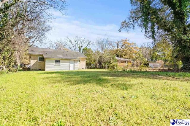 218 Davis St, Darlington, SC 29532