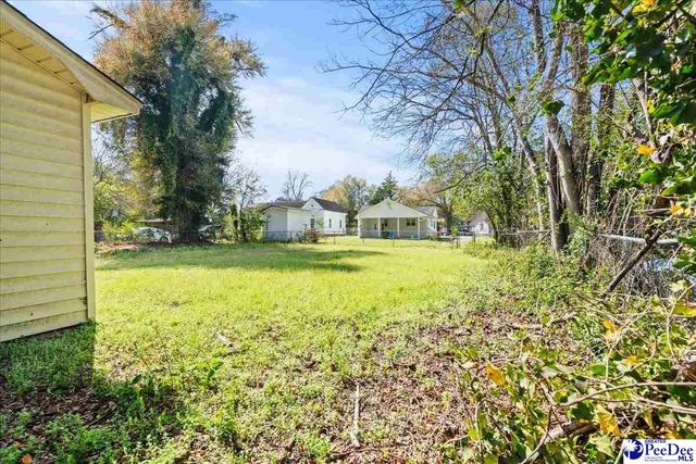 218 Davis St, Darlington, SC 29532