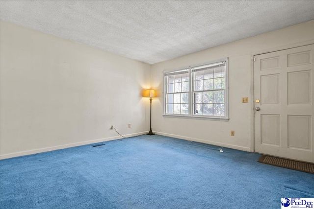 218 Davis St, Darlington, SC 29532