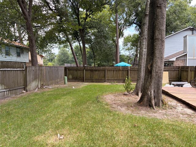 3227 Glade Springs Drive, Houston, TX 77339