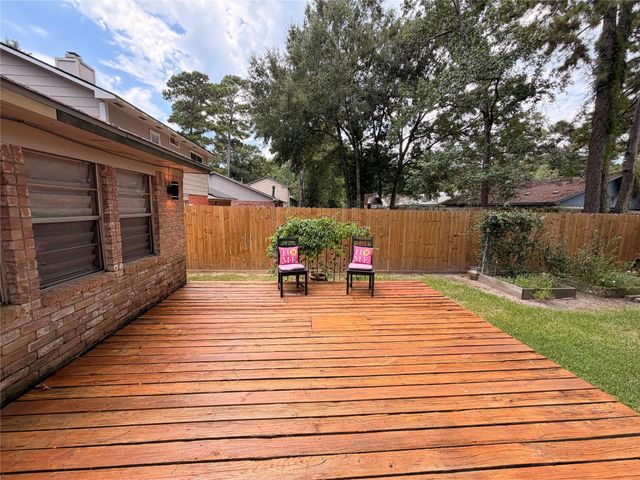 3227 Glade Springs Drive, Houston, TX 77339