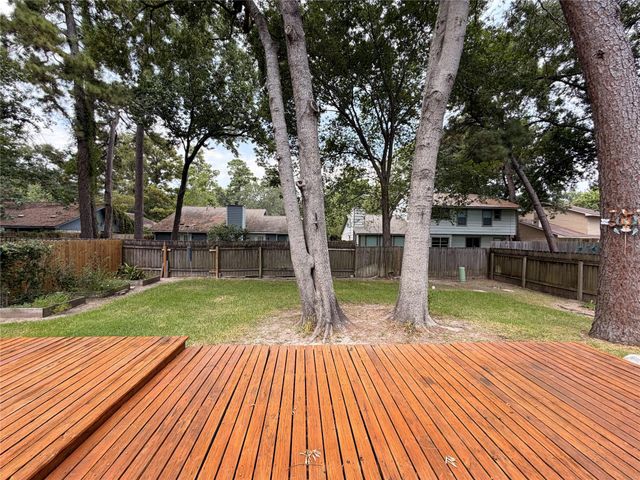 3227 Glade Springs Drive, Houston, TX 77339