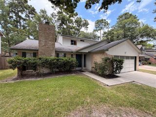 3227 Glade Springs Drive, Houston, TX 77339