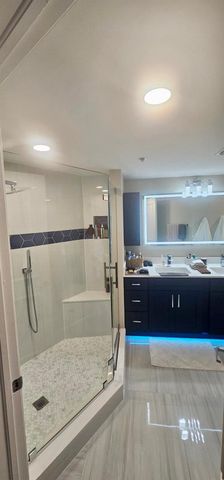 1881 79th St Cswy Causeway, Miami Beach, FL 33141