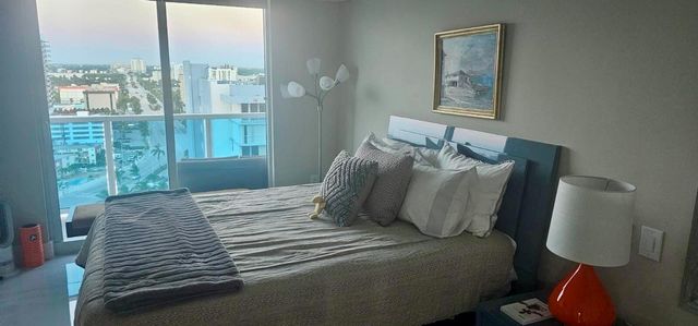 1881 79th St Cswy Causeway, Miami Beach, FL 33141