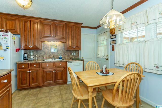 178 S HILLCREST ROAD, Odenville, AL 35120