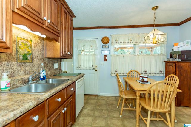 178 S HILLCREST ROAD, Odenville, AL 35120