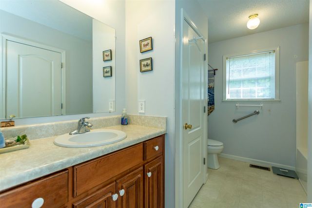 178 S HILLCREST ROAD, Odenville, AL 35120