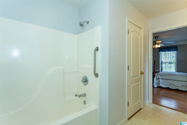 178 S HILLCREST ROAD, Odenville, AL 35120