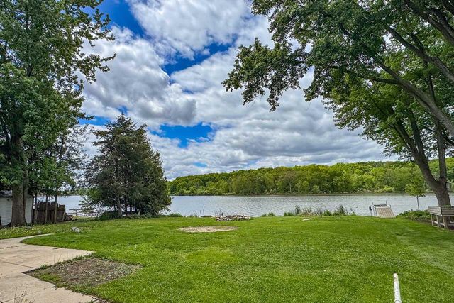 N4973 Spearhead TRAIL, Juneau, WI 53039