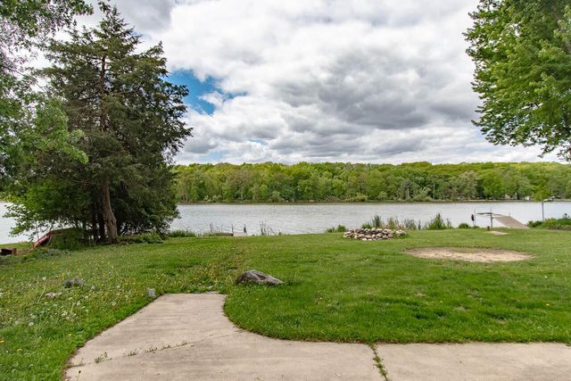 N4973 Spearhead TRAIL, Juneau, WI 53039