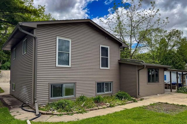 N4973 Spearhead TRAIL, Juneau, WI 53039