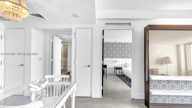 1100 W Ave 409 409, Miami Beach, FL 33139