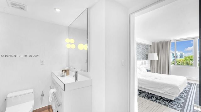 1100 W Ave 409 409, Miami Beach, FL 33139