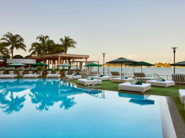 1100 W Ave 409 409, Miami Beach, FL 33139