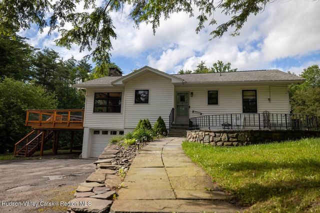 21 Nauvoo Road, Windham, NY 12496