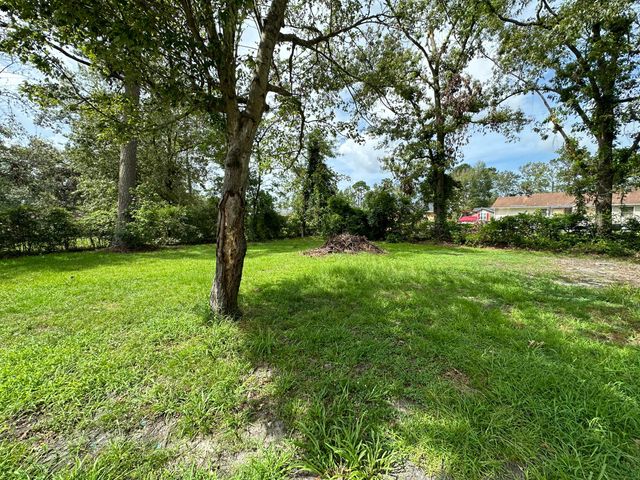 108 Columbia Drive, Ladson, SC 29456