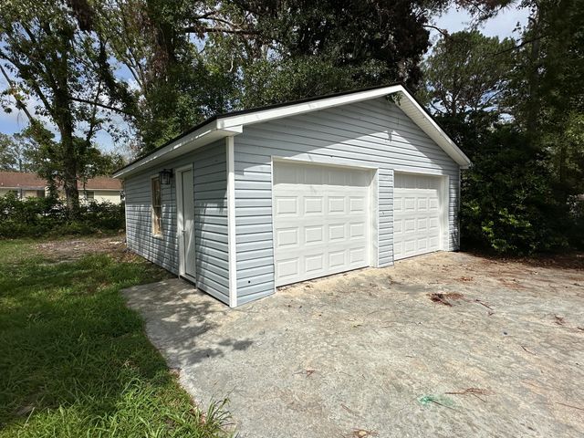 108 Columbia Drive, Ladson, SC 29456