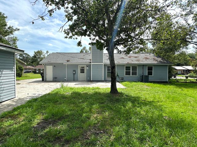 108 Columbia Drive, Ladson, SC 29456