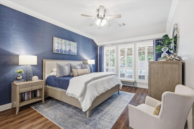 944 Spring Creek Drive, Grapevine, TX 76051