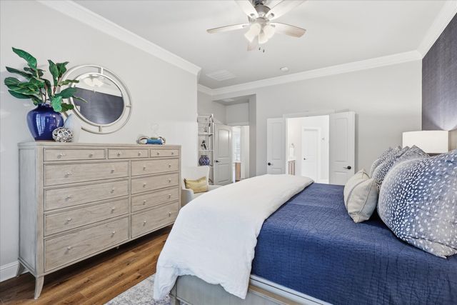 944 Spring Creek Drive, Grapevine, TX 76051
