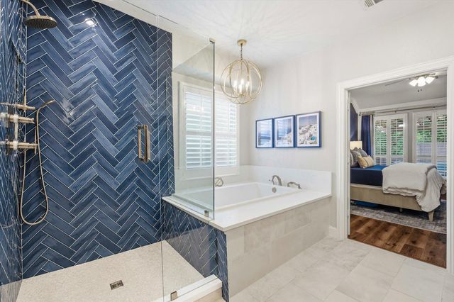 944 Spring Creek Drive, Grapevine, TX 76051