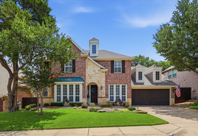 944 Spring Creek Drive, Grapevine, TX 76051
