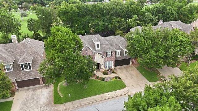 944 Spring Creek Drive, Grapevine, TX 76051