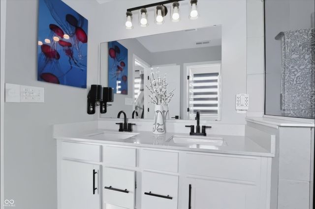 7256 Zanesville, Carmel, IN 46033