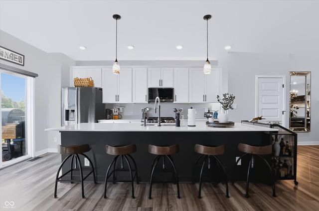7256 Zanesville, Carmel, IN 46033