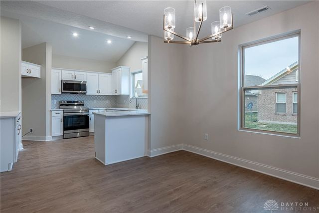 2220 Tandem Drive, Xenia, OH 45385