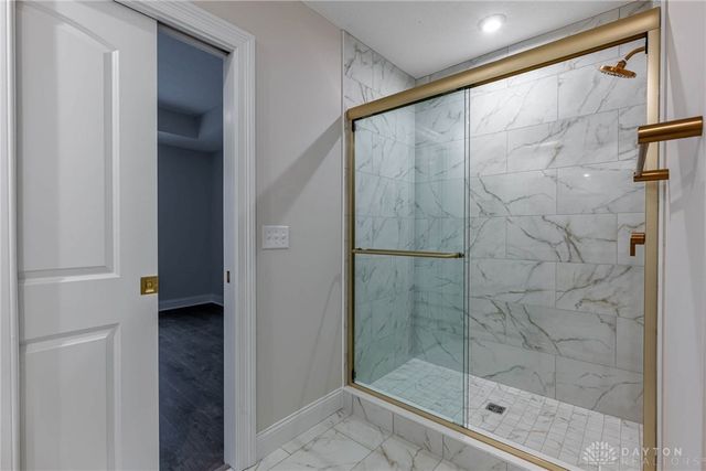 2220 Tandem Drive, Xenia, OH 45385