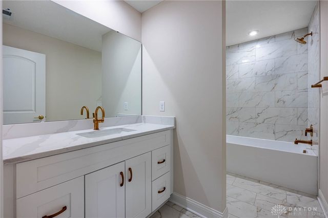 2220 Tandem Drive, Xenia, OH 45385