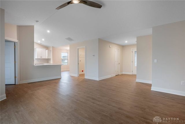 2220 Tandem Drive, Xenia, OH 45385