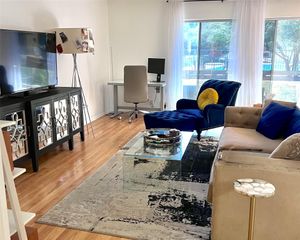 1304 Mariposa #114 DR, Austin, TX 78704