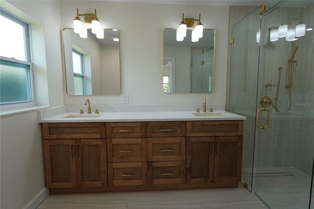 5 S HERCULES AVENUE, Clearwater, FL 33765